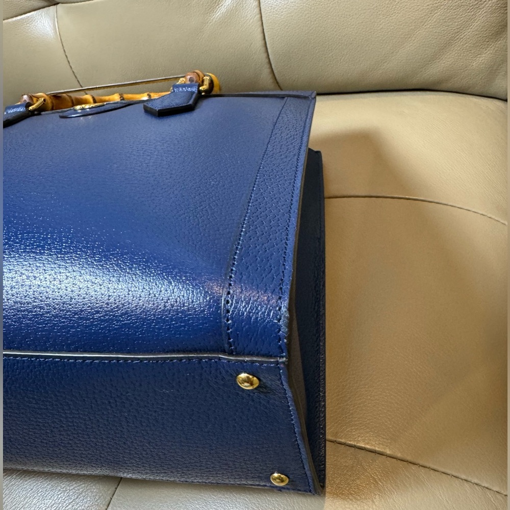 Sold ❌ GUCCI Diana Medium tote with Bamboo handles - Picture 7 of 13